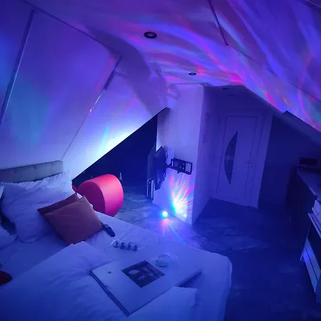 Apartment Romantic Getaway - Bathtub For 2 - Netflix Mogglingen