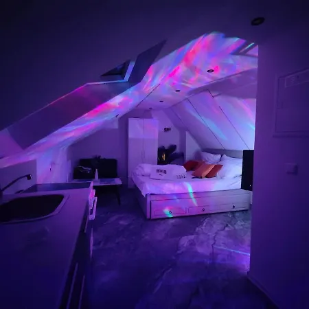 Romantic Getaway - Bathtub For 2 - Netflix * Mogglingen